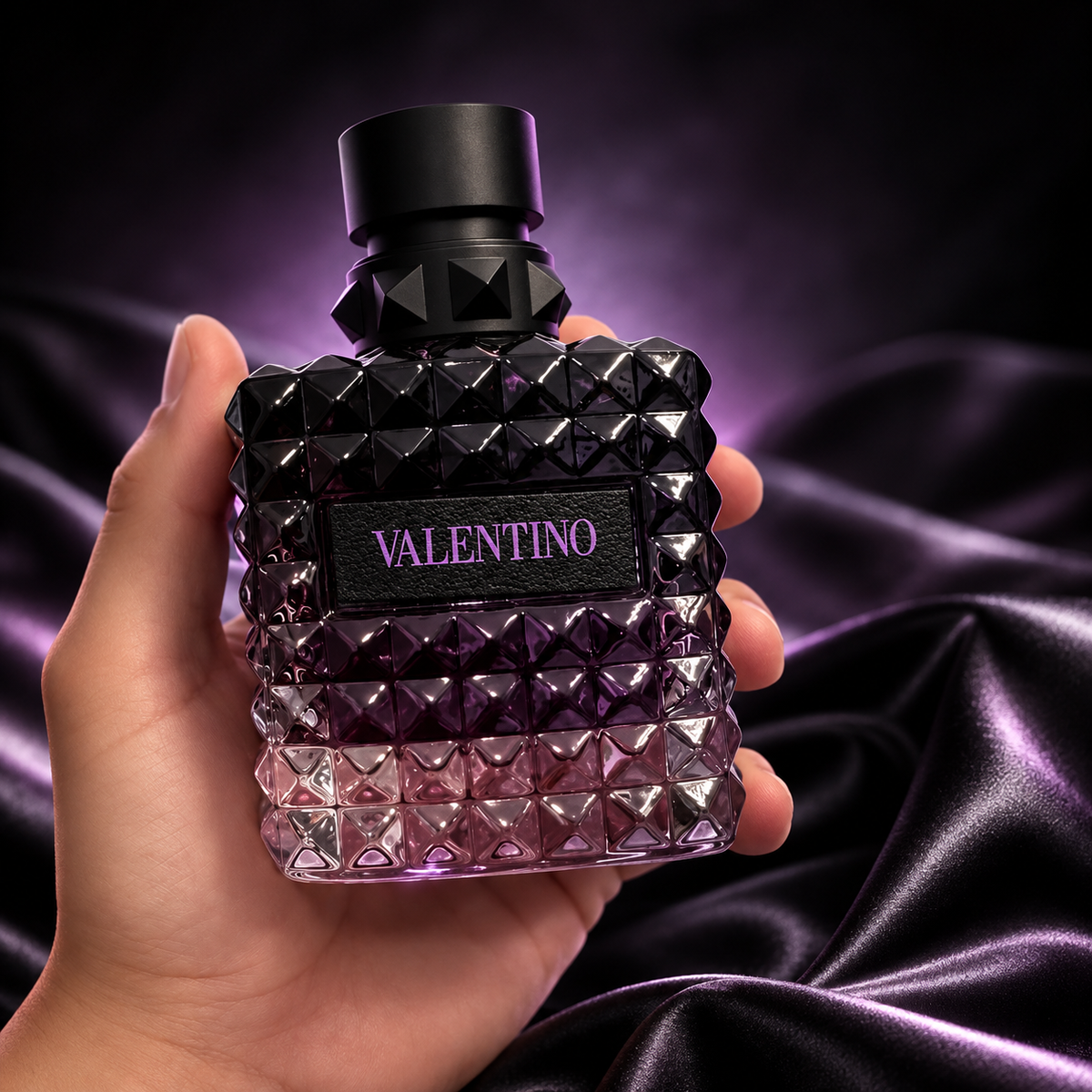 Valentino Donna Born in Roma Purple Melancholia Eau de Parfum for Women – 100 ml (3.4 fl oz)